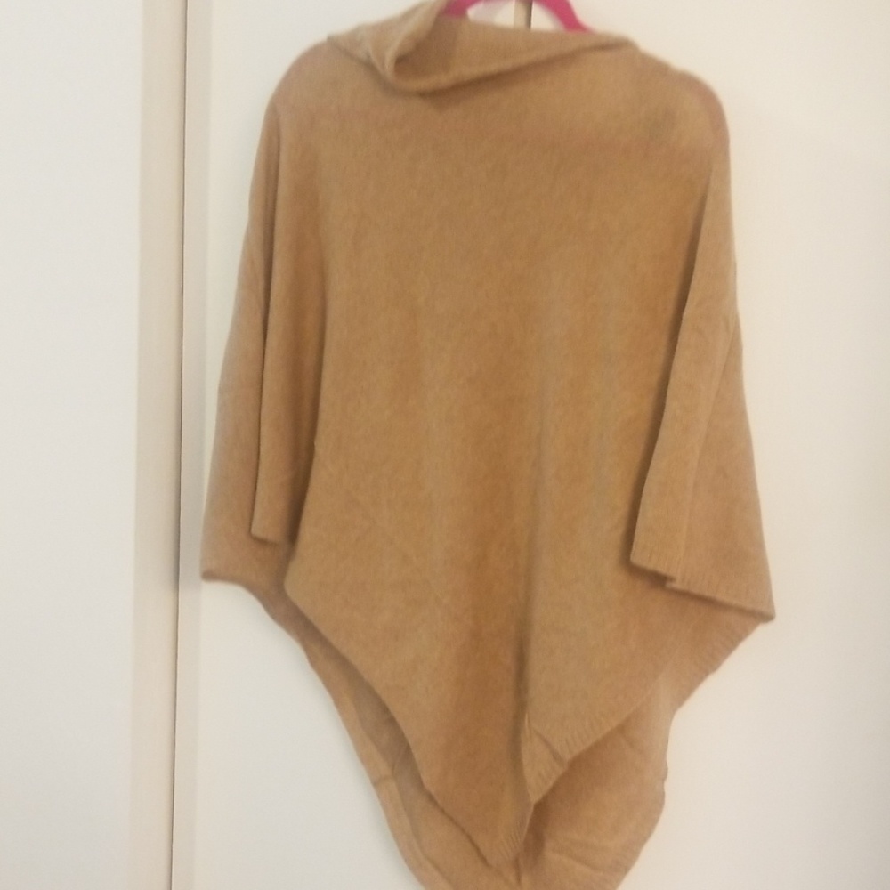100% Cashmere Poncho